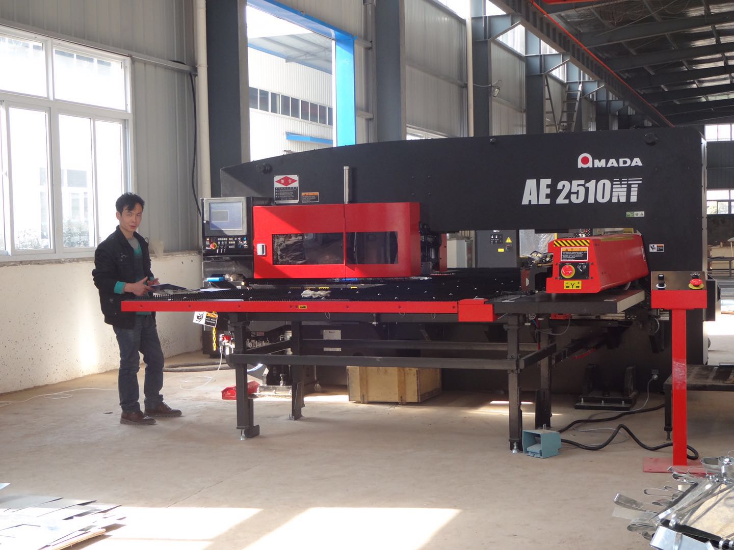 森吉風鈑金加工沖床